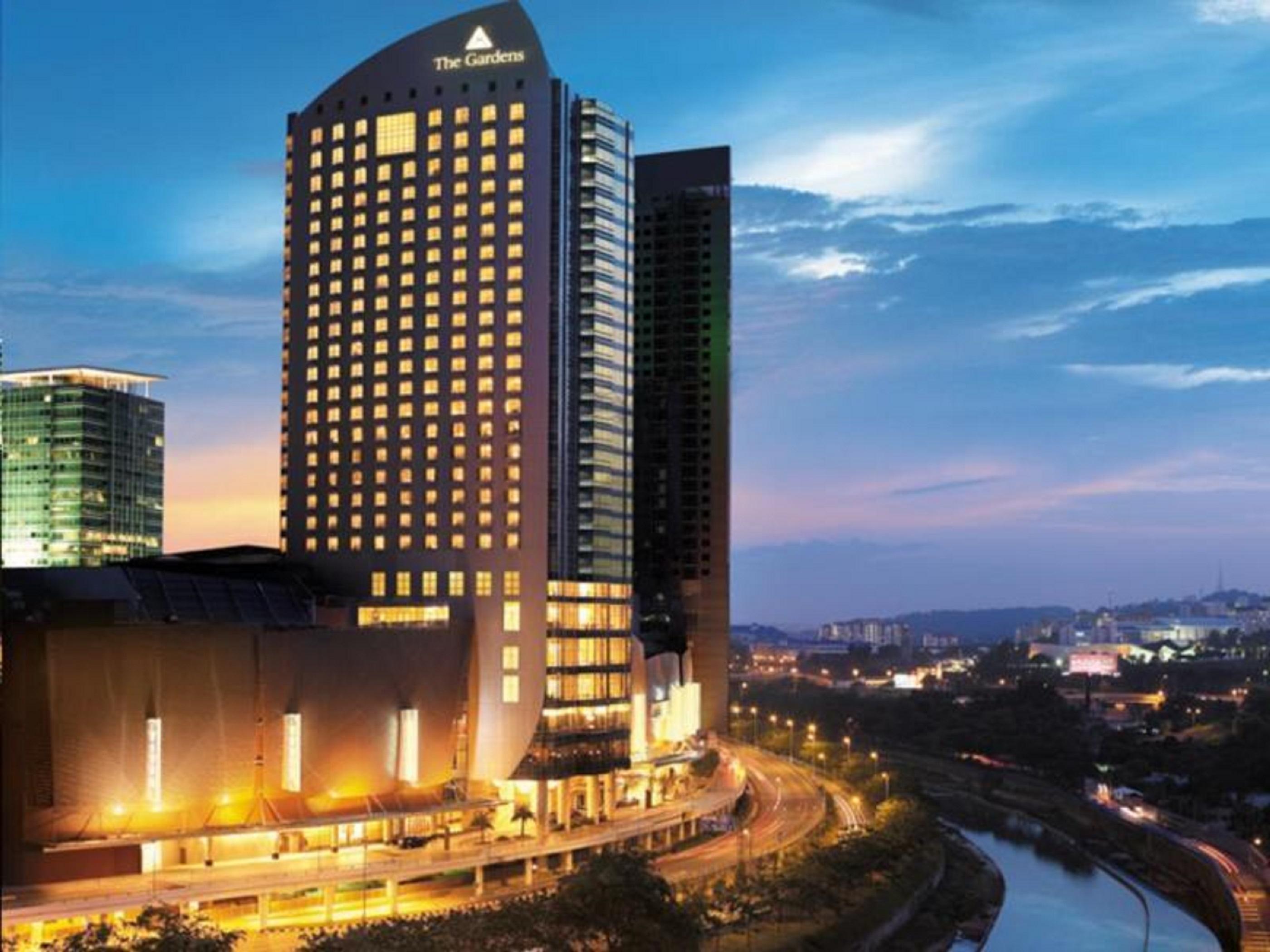 St Giles Gardens Hotel Kuala Lumpur Eksteriør billede The Berlian Hotel