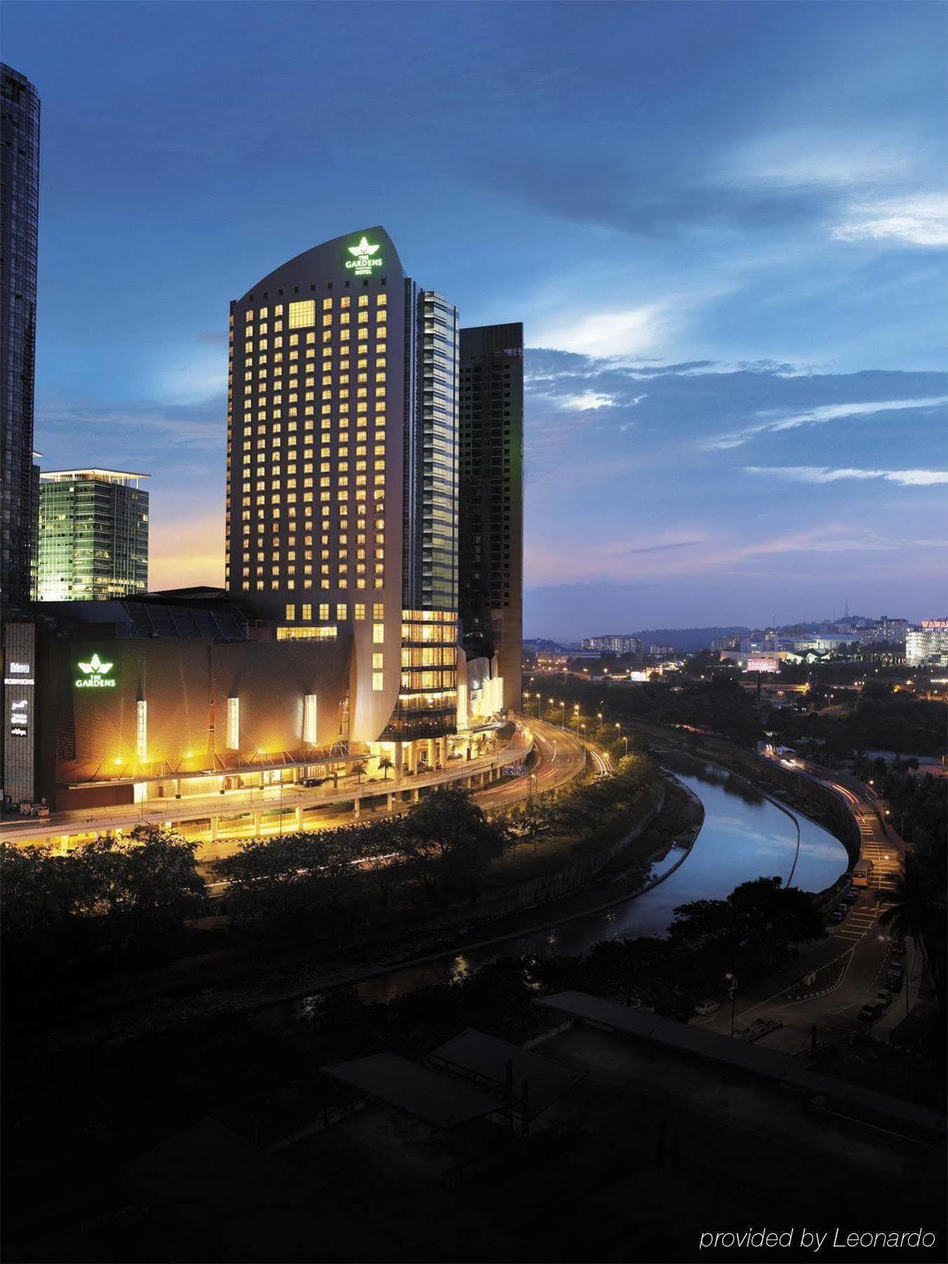 St Giles Gardens Hotel Kuala Lumpur Eksteriør billede The Berlian Hotel
